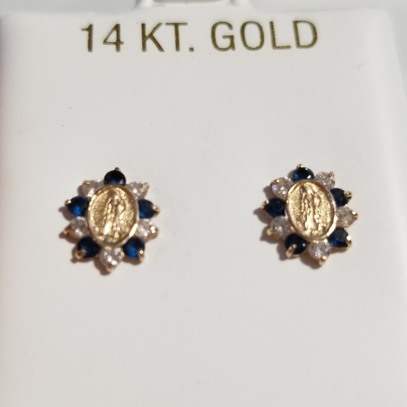 14k Yellow Gold Virgin of Guadalupe - Picture 2 of 3